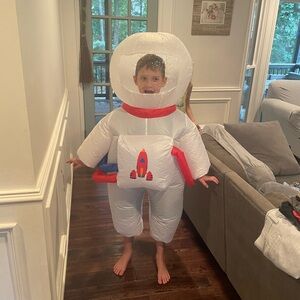 Inflatable Astronaut Costume